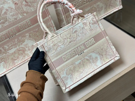 Designer Bags *NEW* #M929 **MEDIUM SIZE**